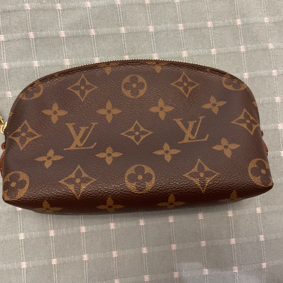 Louis Vuitton Accessories - LV Signature Cosmetic Pouch